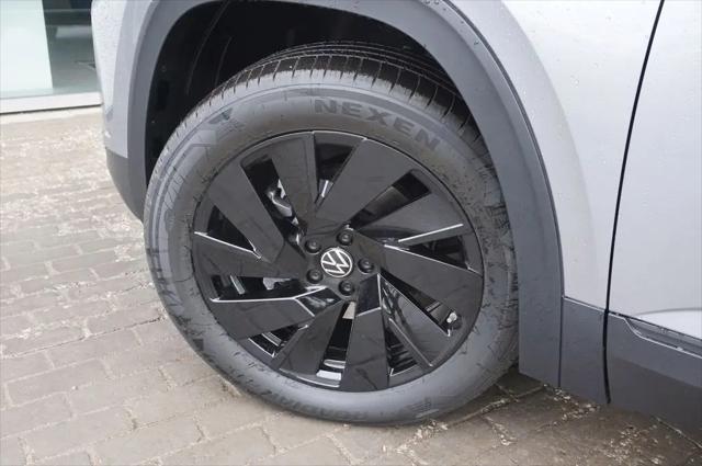 2026 Volkswagen Atlas Cross Sport SE with Technology