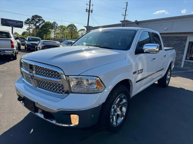 2017 Ram 1500 Laramie Crew Cab 4x4 5'7" Box