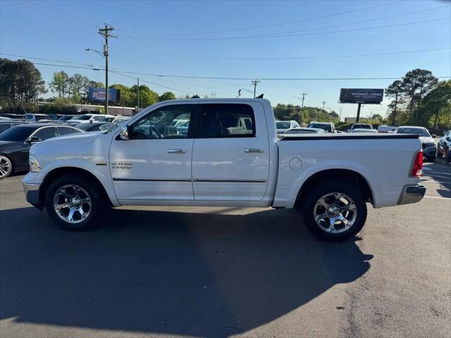 2017 Ram 1500 Laramie Crew Cab 4x4 5'7" Box