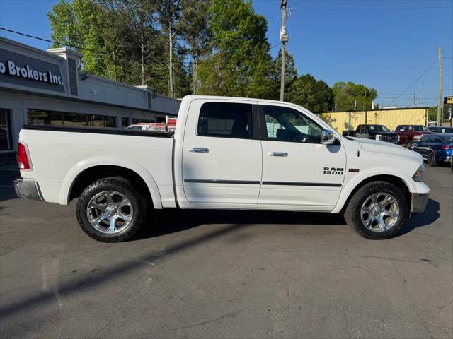 2017 Ram 1500 Laramie Crew Cab 4x4 5'7" Box