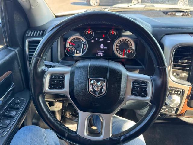 2017 Ram 1500 Laramie Crew Cab 4x4 5'7" Box