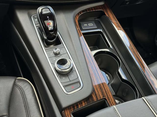 2021 Cadillac Escalade 4WD Premium Luxury