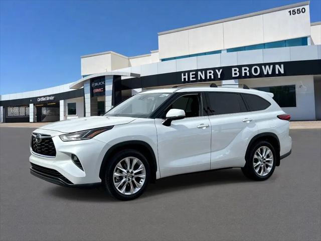 2023 Toyota Highlander L for sale in Gilbert, AZ