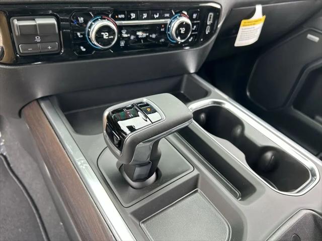 2026 GMC Sierra 1500 Crew Cab, Short Bed, SLT, 4WD