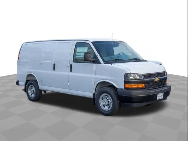 2026 Chevrolet Express Cargo Van 2500 Regular Wheelbase, WT, RWD