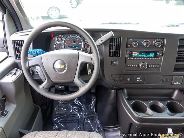 2026 Chevrolet Express Cargo Van 2500 Regular Wheelbase, WT, RWD
