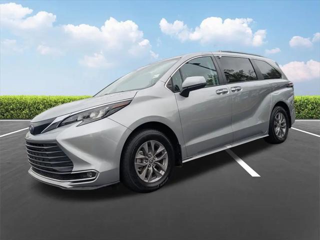 2024 Toyota Sienna XLE