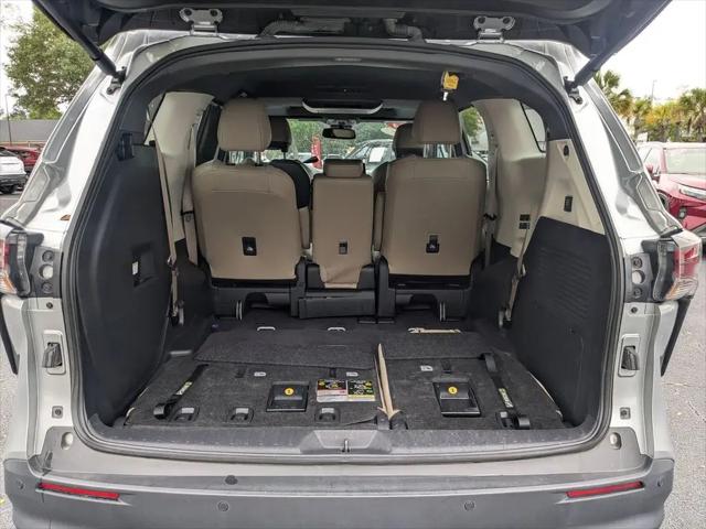 2024 Toyota Sienna XLE