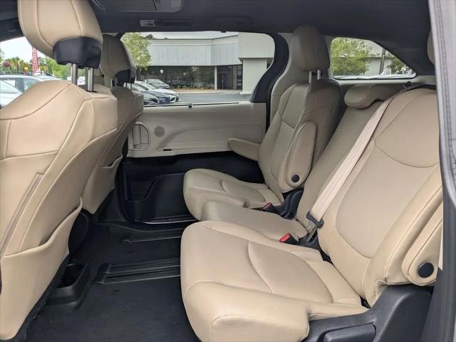 2024 Toyota Sienna XLE