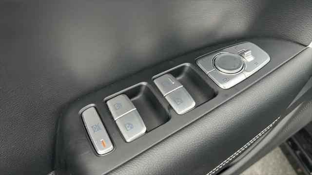 2025 Genesis G70 2.5T RWD