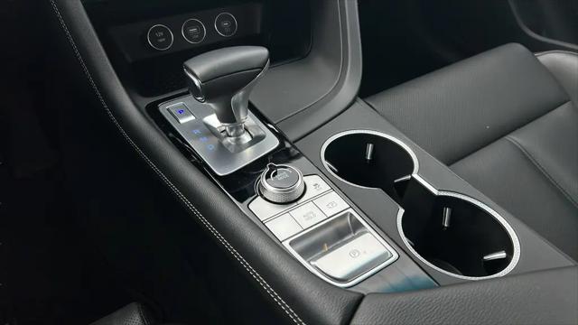 2025 Genesis G70 2.5T RWD