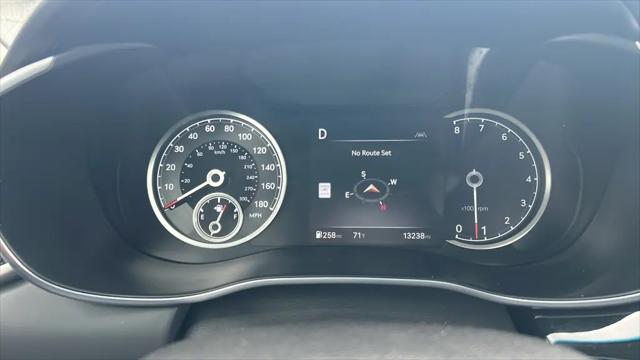 2025 Genesis G70 2.5T RWD