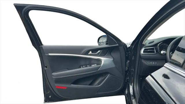 2025 Genesis G70 2.5T RWD