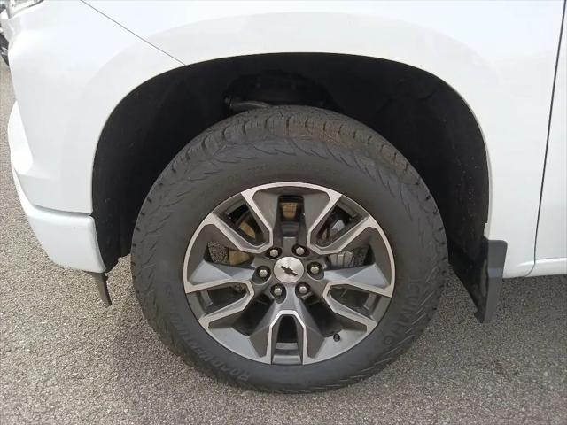 2022 Chevrolet Silverado 1500 4WD Crew Cab Short Bed RST