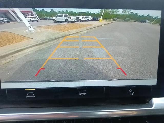 2022 Chevrolet Silverado 1500 4WD Crew Cab Short Bed RST