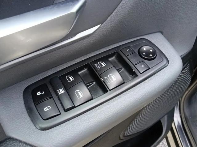 2021 Ram 1500 Big Horn Crew Cab 4x4 5'7" Box
