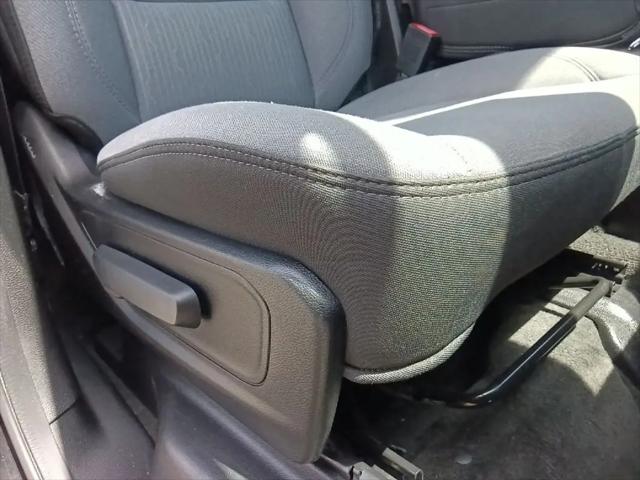 2021 Ram 1500 Big Horn Crew Cab 4x4 5'7" Box