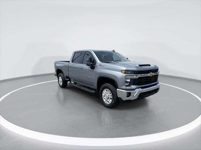 2026 Chevrolet Silverado 2500HD Crew Cab, Standard Bed, LT, 4WD