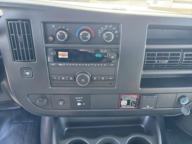 2026 Chevrolet Express Cargo Van 2500 Regular Wheelbase, WT, RWD