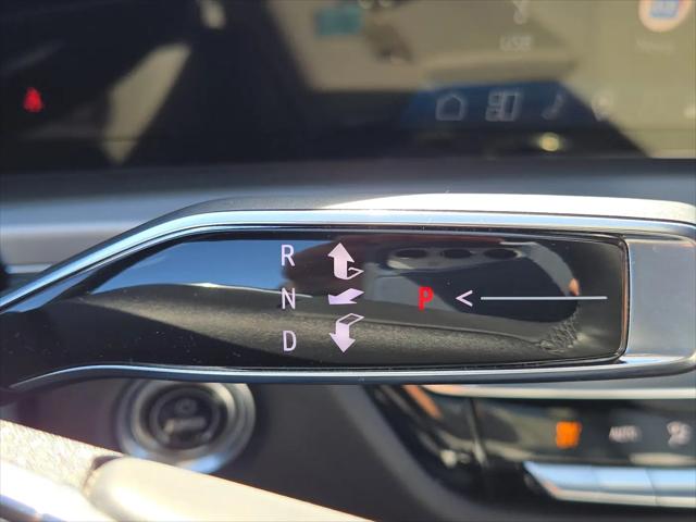 2024 Cadillac iQ Luxury w/1SC