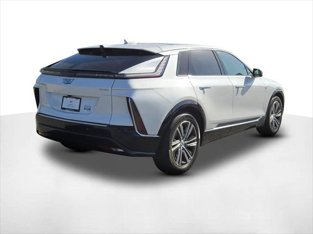 2024 Cadillac iQ Luxury w/1SC