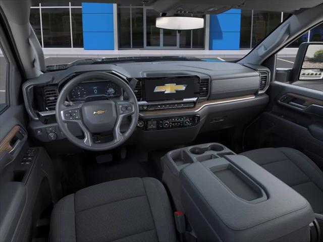 2026 Chevrolet Silverado 2500HD Crew Cab, Standard Bed, LT, 4WD