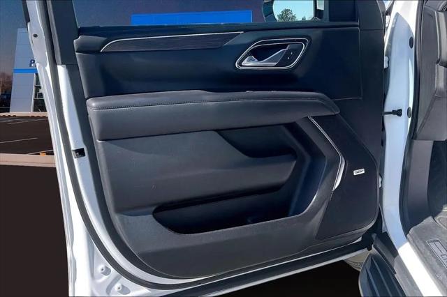 2024 Chevrolet Suburban 2WD LT
