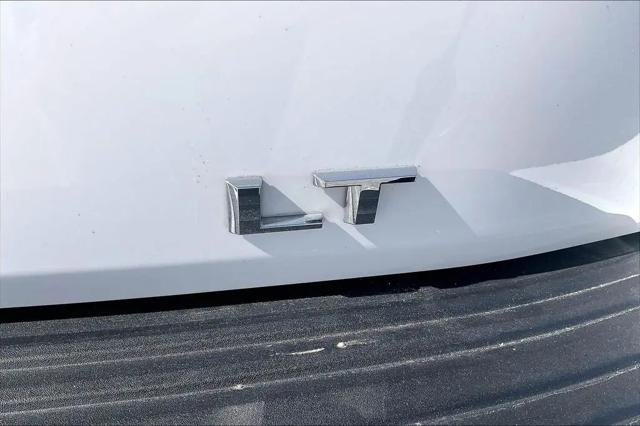 2024 Chevrolet Suburban 2WD LT
