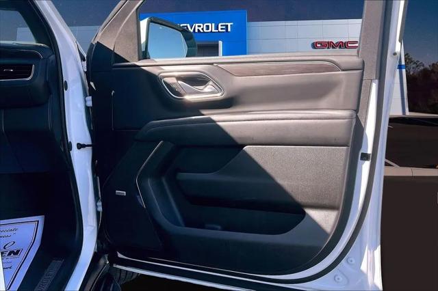 2024 Chevrolet Suburban 2WD LT