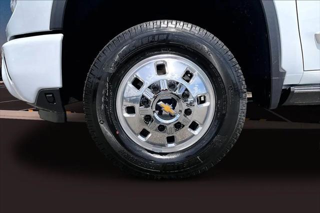 2026 Chevrolet Silverado 3500HD Crew Cab, Long Bed, High Country Dual Rear Wheel, RWD