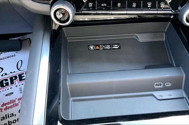 2026 Chevrolet Suburban RST, RWD