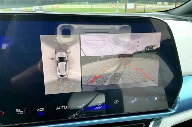 2025 Chevrolet Equinox LT 2