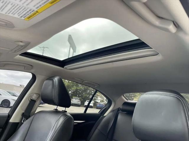 2023 INFINITI Q50 LUXE AWD