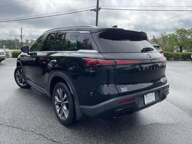 2023 INFINITI QX60 LUXE