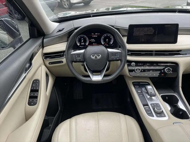2023 INFINITI QX60 LUXE