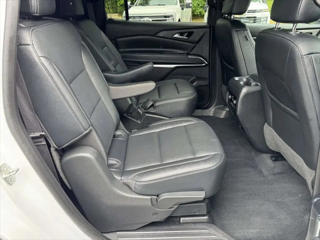 2024 Chevrolet Traverse FWD LT
