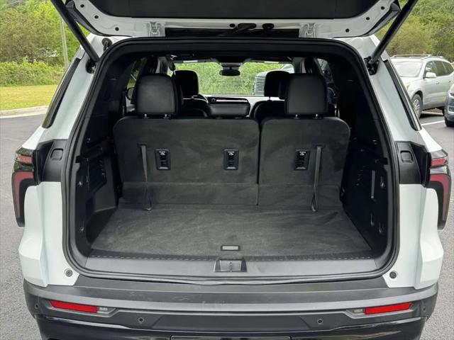 2024 Chevrolet Traverse FWD LT
