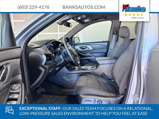 2023 Chevrolet Traverse AWD LT Cloth