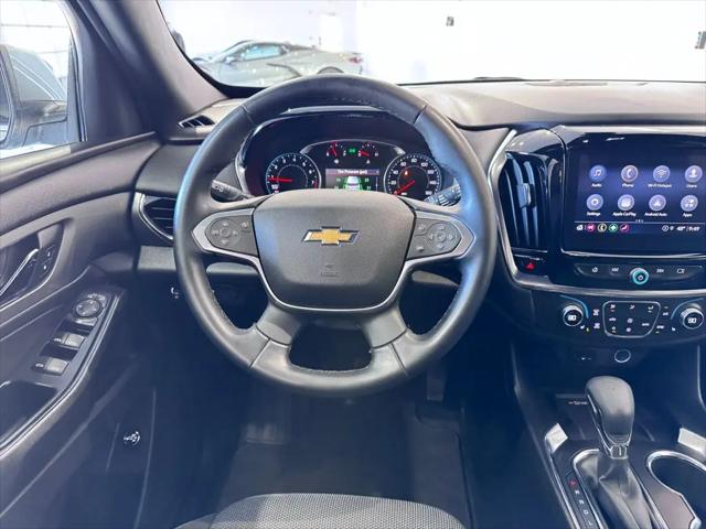 2023 Chevrolet Traverse AWD LT Cloth