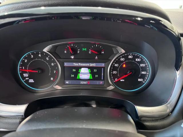 2023 Chevrolet Traverse AWD LT Cloth