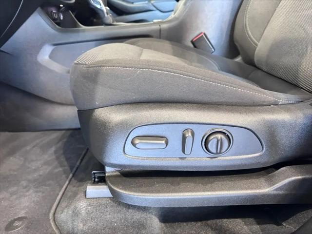 2023 Chevrolet Traverse AWD LT Cloth