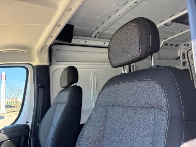 2024 Ram ProMaster 2500 Cargo Van Tradesman High Roof 136" WB w/Pass Seat