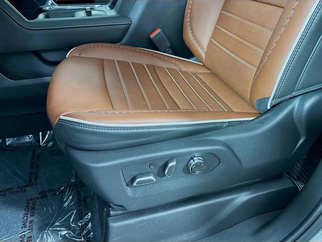 2026 GMC Sierra 2500HD Crew Cab, Standard Bed, Denali Ultimate, 4WD