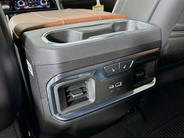 2026 GMC Sierra 2500HD Crew Cab, Standard Bed, Denali Ultimate, 4WD