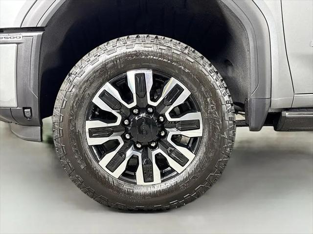 2026 GMC Sierra 2500HD Crew Cab, Standard Bed, Denali Ultimate, 4WD