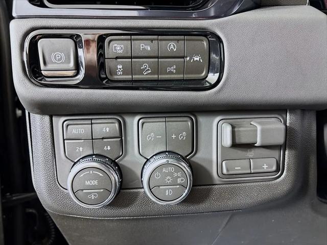 2026 GMC Yukon XL 4WD AT4 Ultimate
