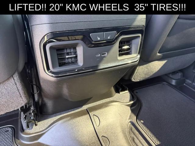 2024 GMC Sierra 2500HD 4WD Crew Cab Standard Bed AT4X