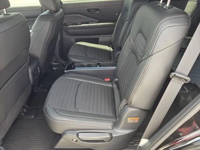 2025 Nissan Pathfinder Rock Creek 4WD
