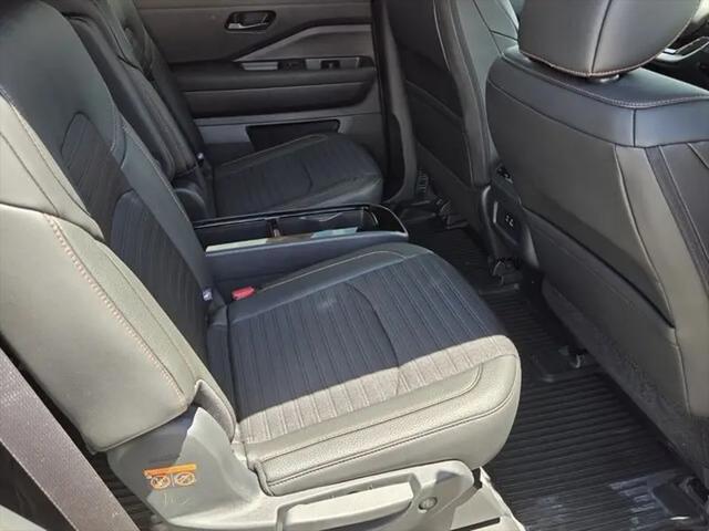 2025 Nissan Pathfinder Rock Creek 4WD