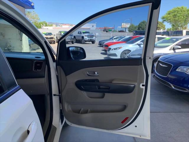 2016 Kia Sedona L